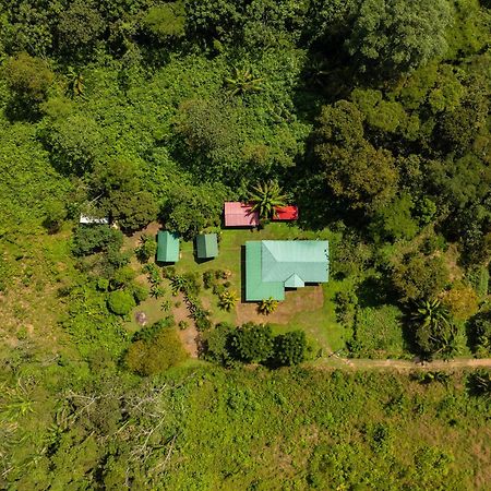 Quirquincho House Lodge Puerto Maldonado Exterior photo