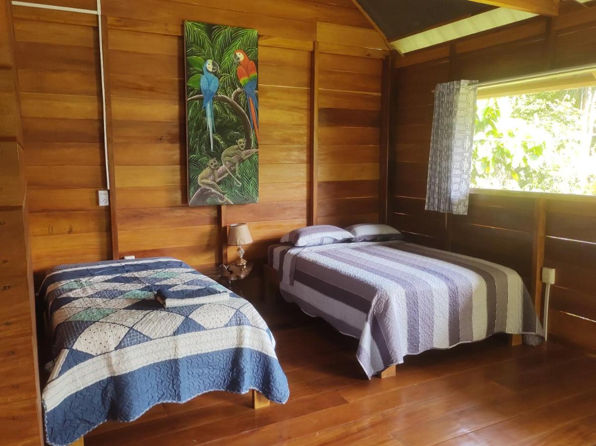 Quirquincho House Lodge Puerto Maldonado Exterior photo