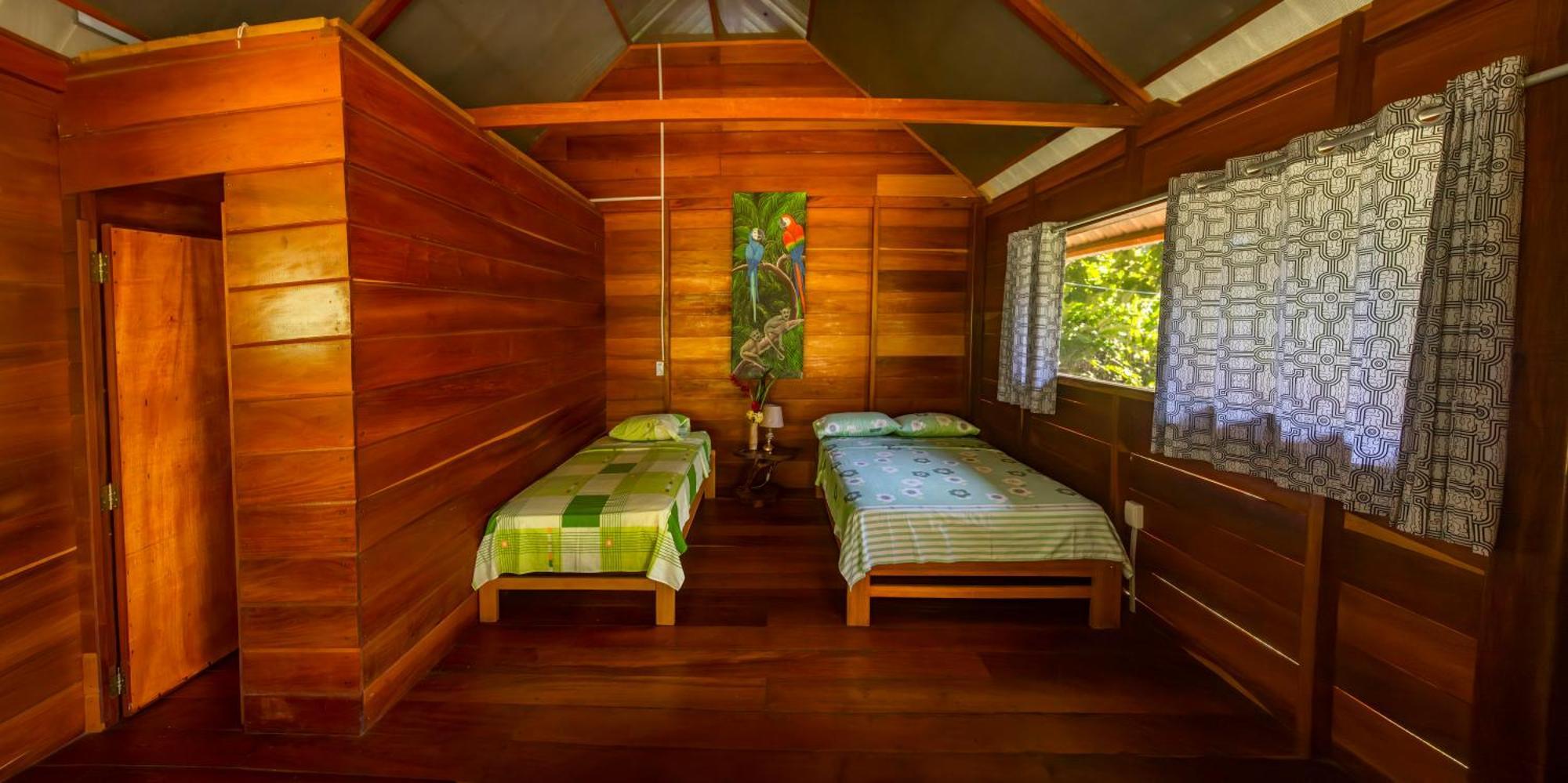 Quirquincho House Lodge Puerto Maldonado Exterior photo